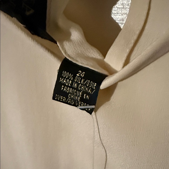 Dana Buchman Elements Women’s Cream Long-Sleeve Silk Blouse with Button Cuffs - Picture 6 of 6